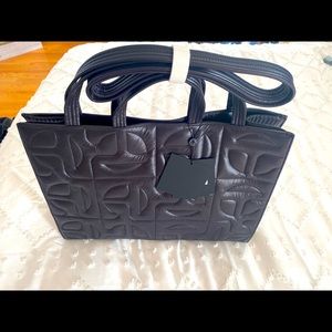 Large size moose knuckle Telfar